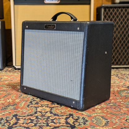 Fender Blues Junior III 15-Watt 1x12" Guitar Combo - Black