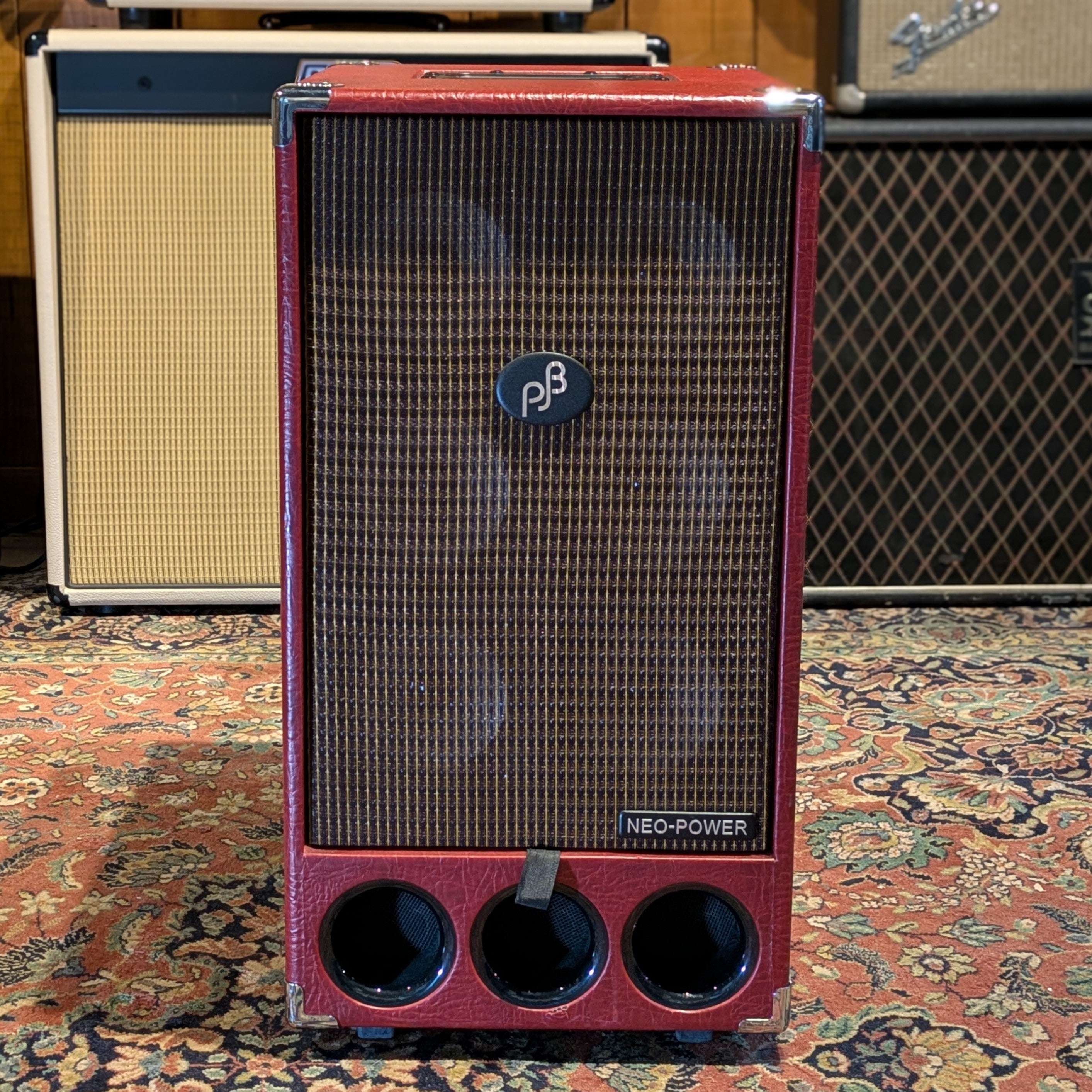 Phil Jones PB-300 Powered Cabinet - Red – Le Shop Lyon