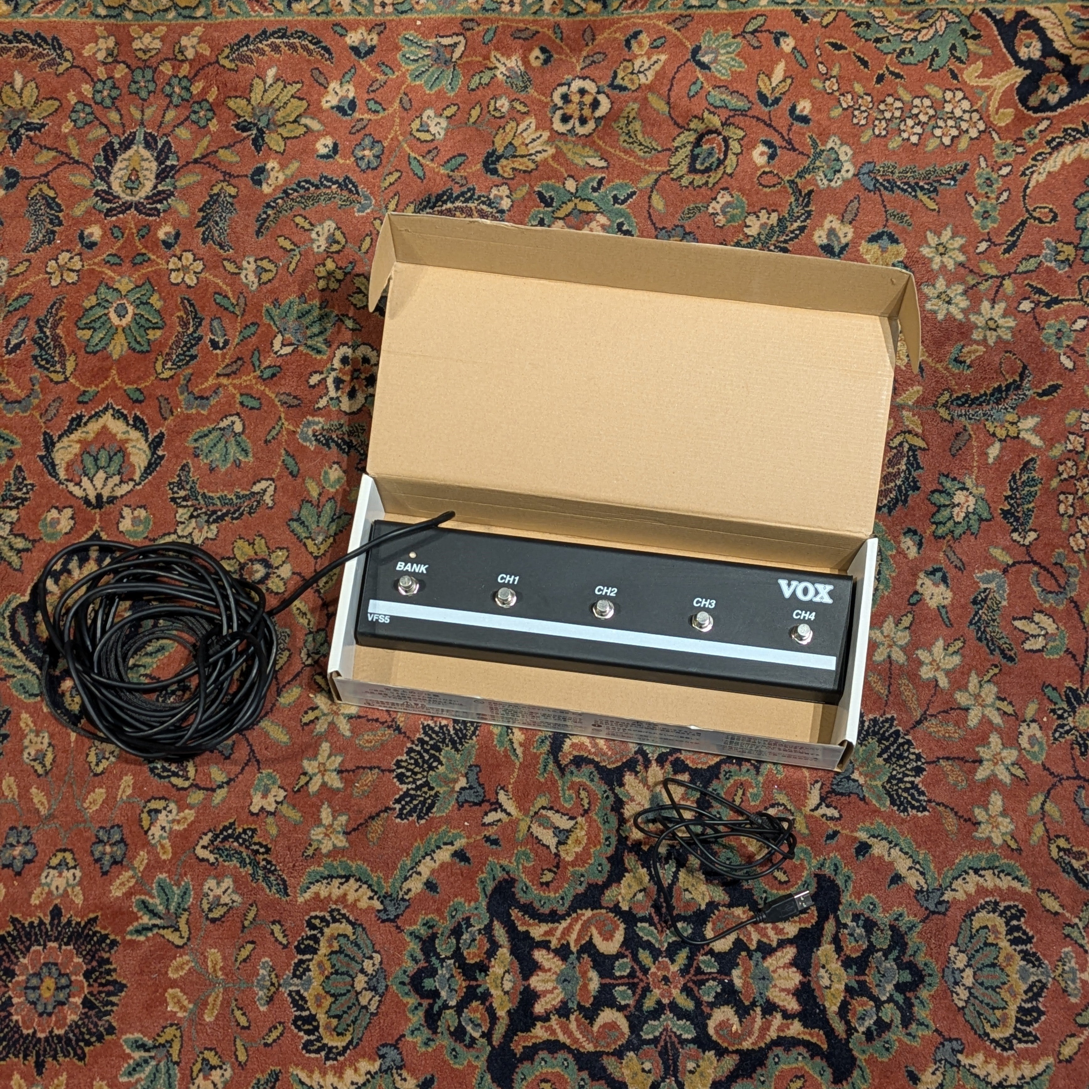 Vox Valvetronix VT100X 100-Watt 1x12" Digital Modeling Guitar Combo - Black