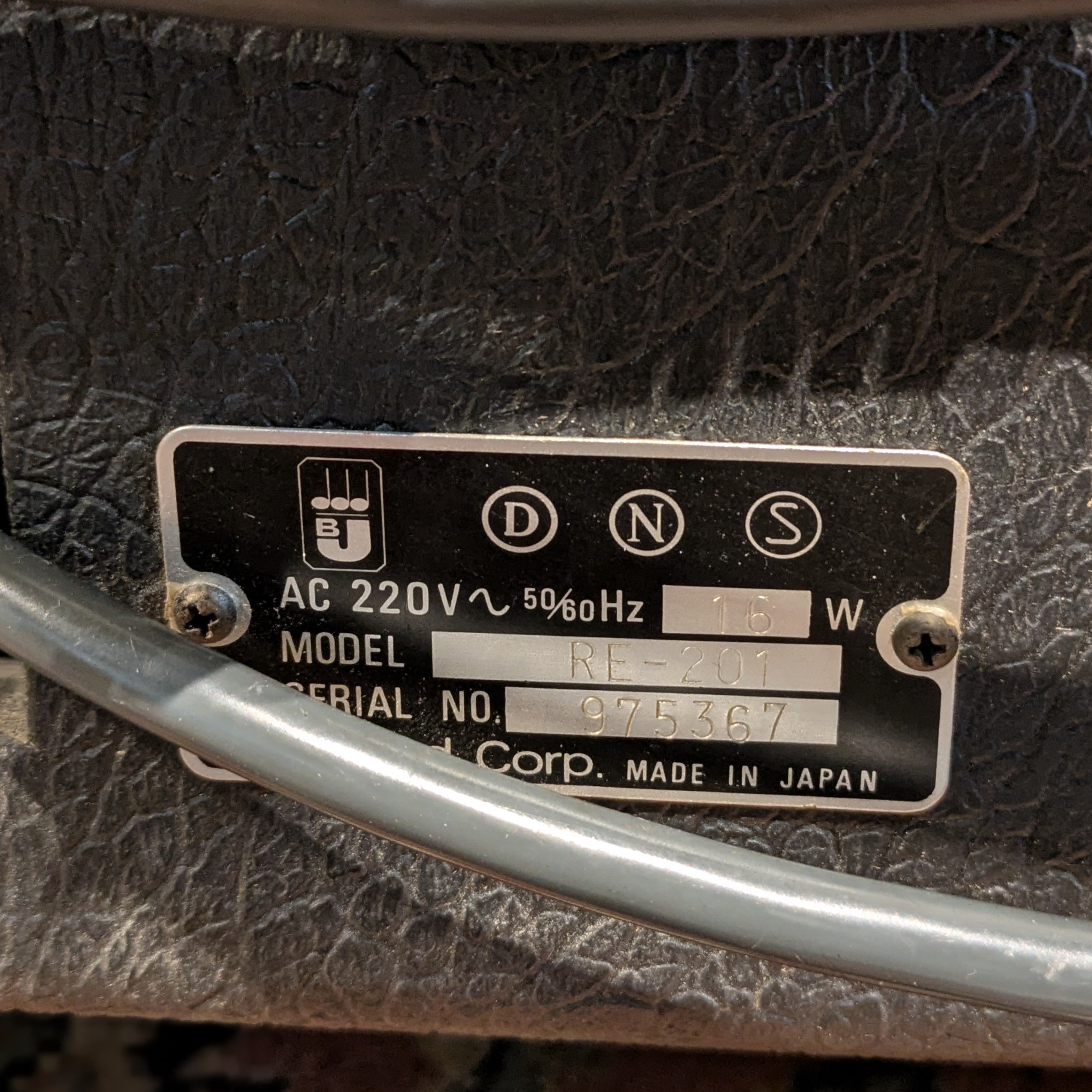 Roland RE-201 Space Echo Tape Delay / Reverb (Serviced) 1974 - 1988 - Black