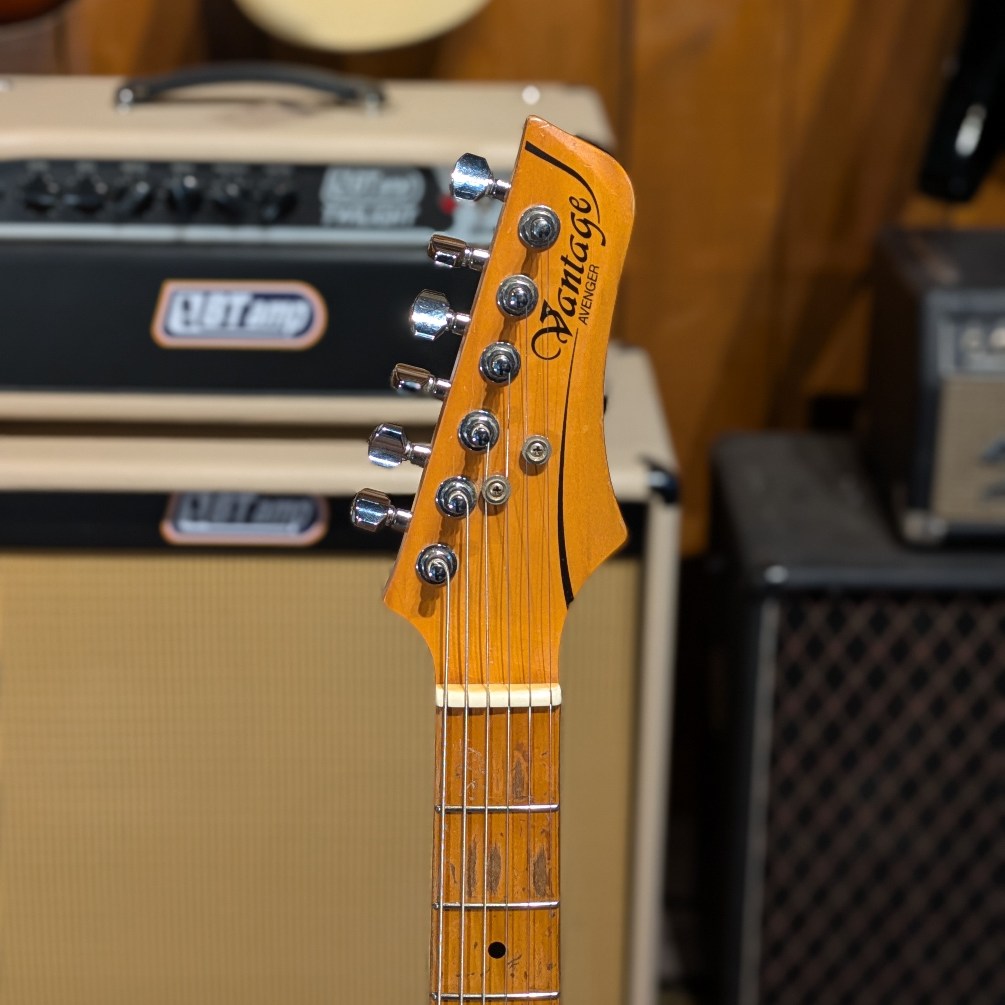 VANTAGE Avenger AV315