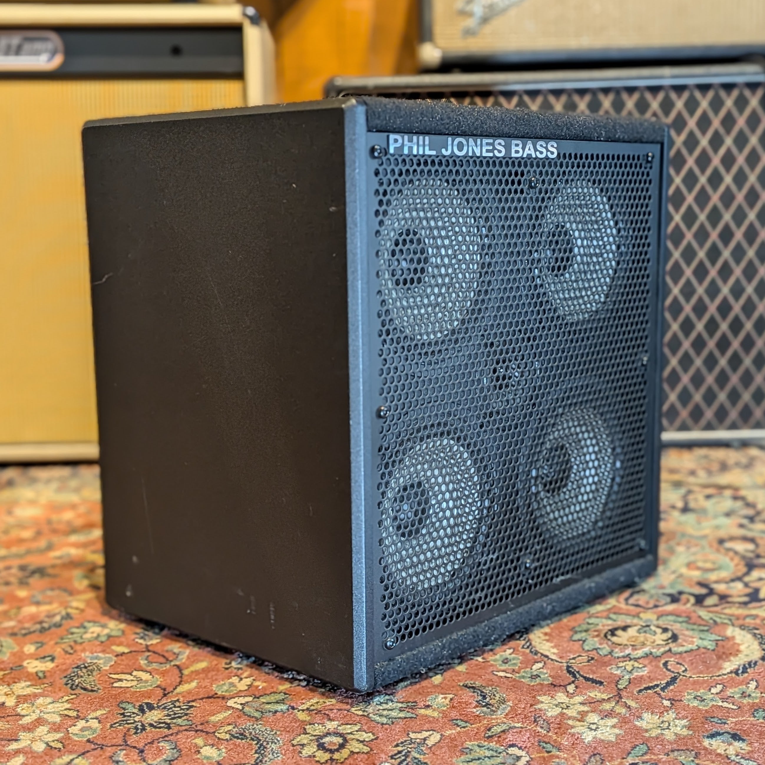 Phil Jones Cab 47 300-Watt 4x7" Bass Cabinet