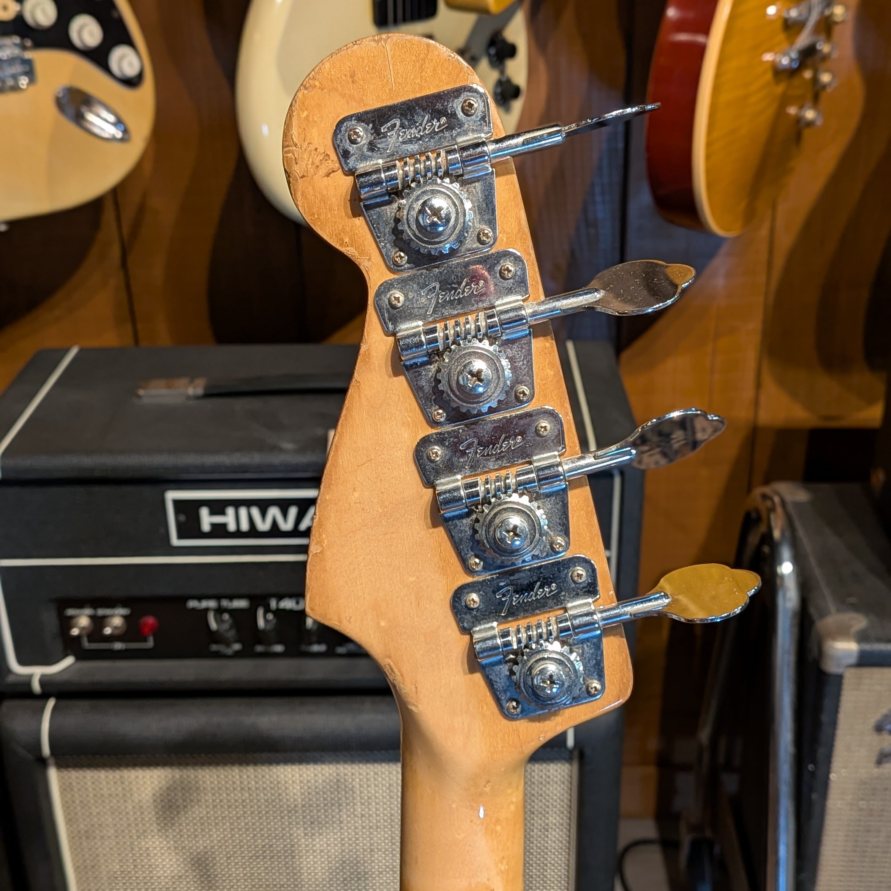 Fender Precision Bass with Rosewood Fretboard 1977 - 1978 - Mocha Brown