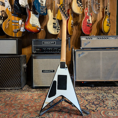 Jackson JS Series JS32 King V with Rosewood Fretboard 2014 - White with Black Bevels