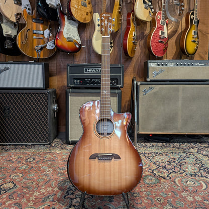 Alvarez Masterworks MG70ce Custom Grand Auditorium