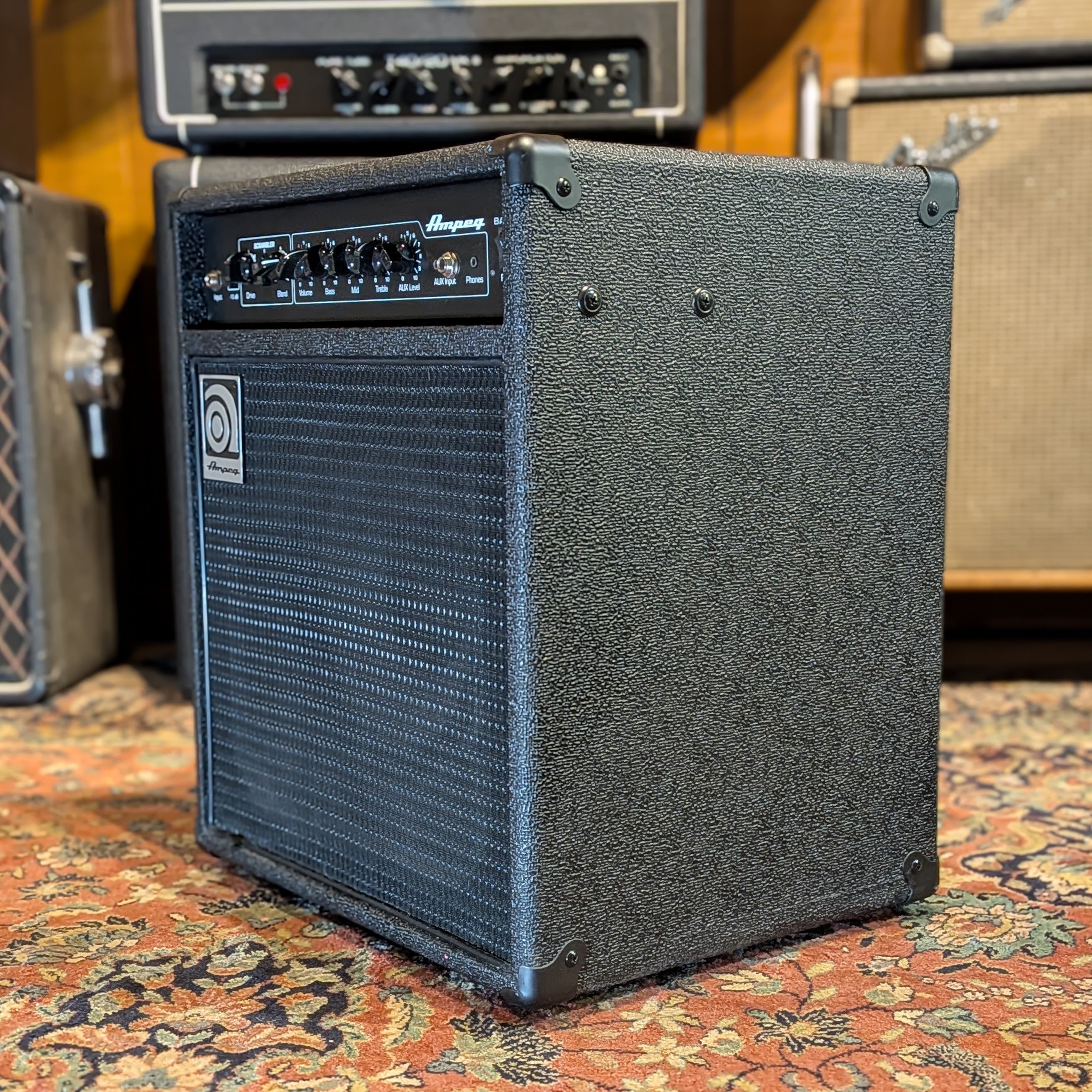 Ampeg BA-110v2 40-Watt 1x10" Bass Combo - Black