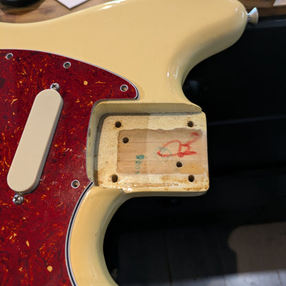 Fender Musicmaster with Rosewood Fretboard 1976 - Olympic White