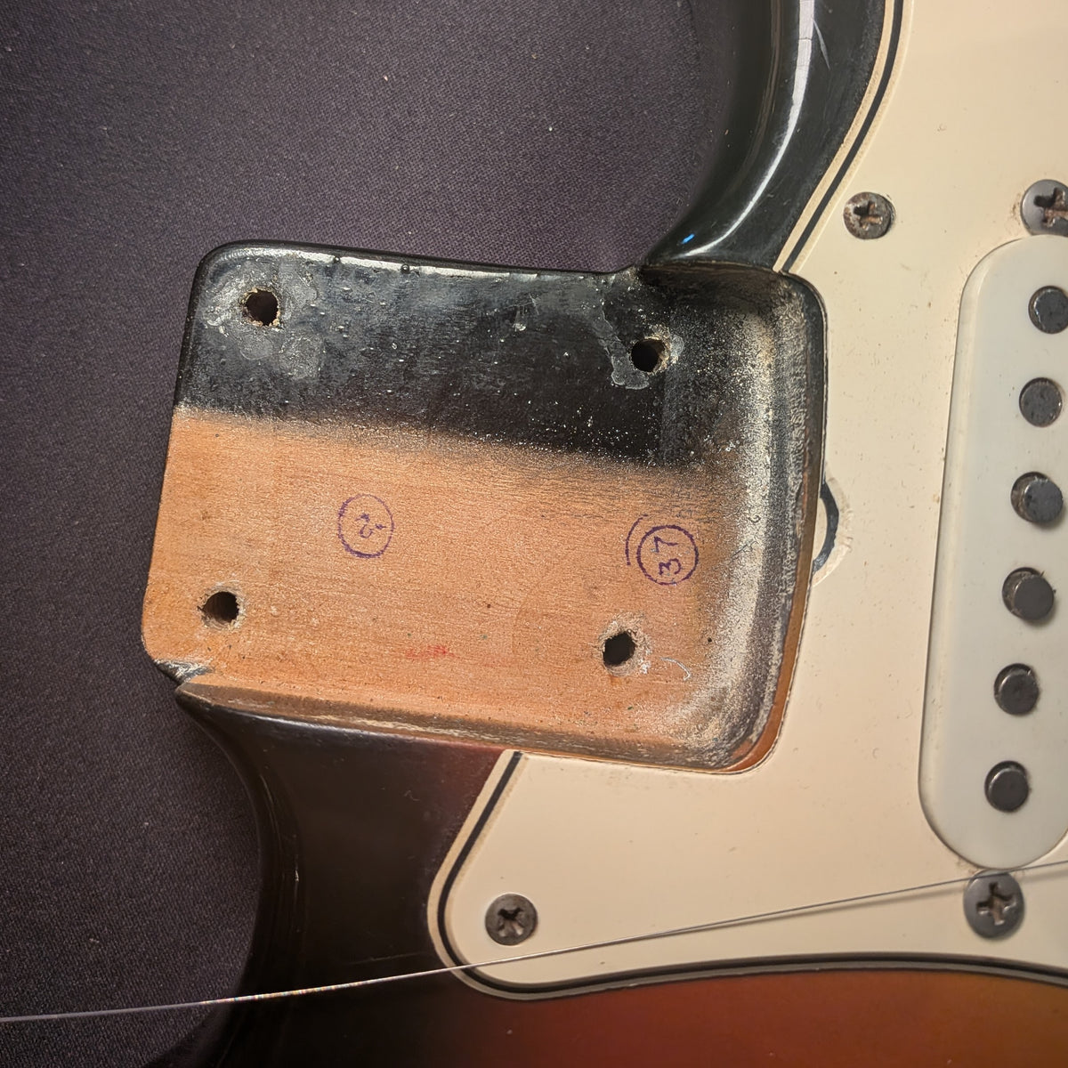 Fender Stratocaster with Rosewood Fretboard 1967 - Sunburst