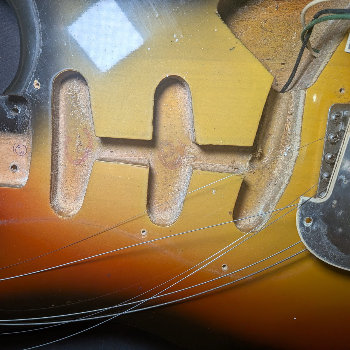 Fender Stratocaster with Rosewood Fretboard 1967 - Sunburst