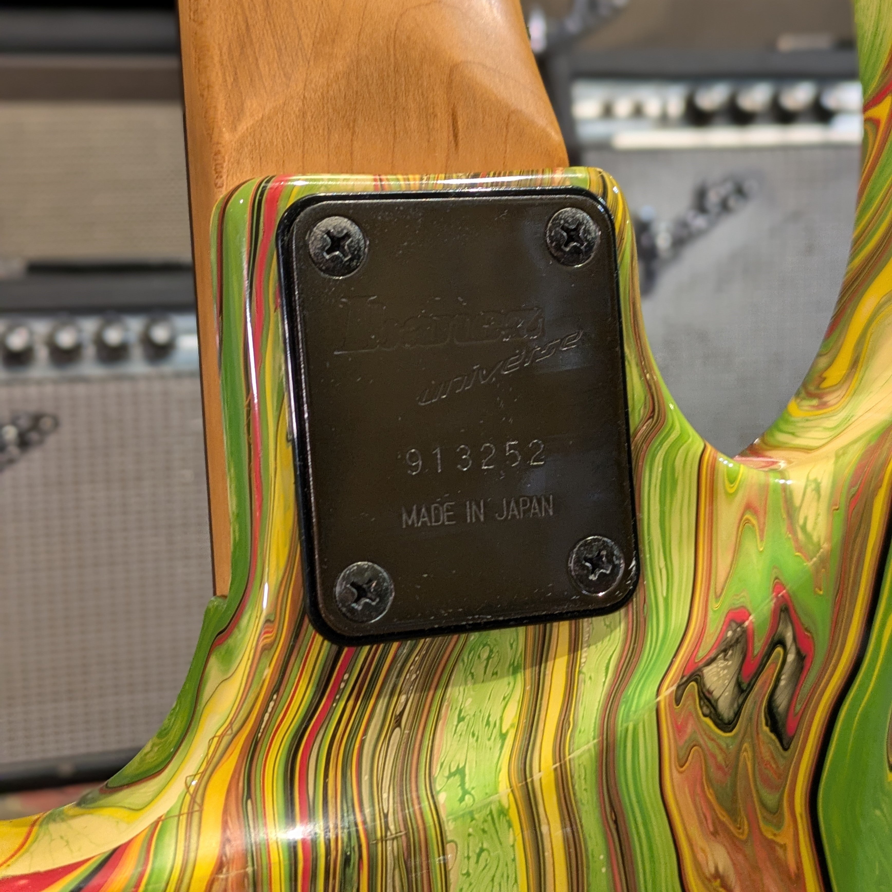 Ibanez UV77-MC Steve Vai Signature Universe
