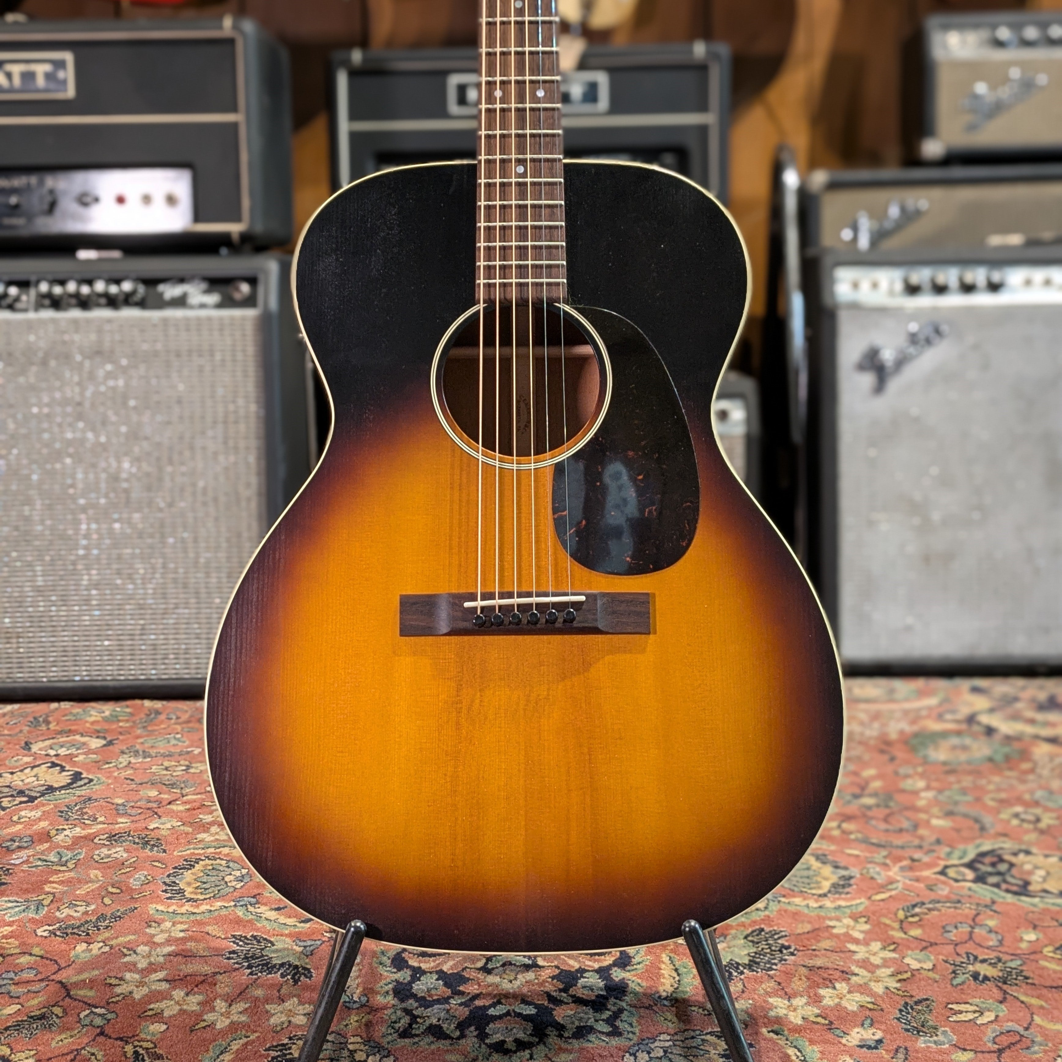 Martin 000-17 Whiskey - Whiskey Sunset