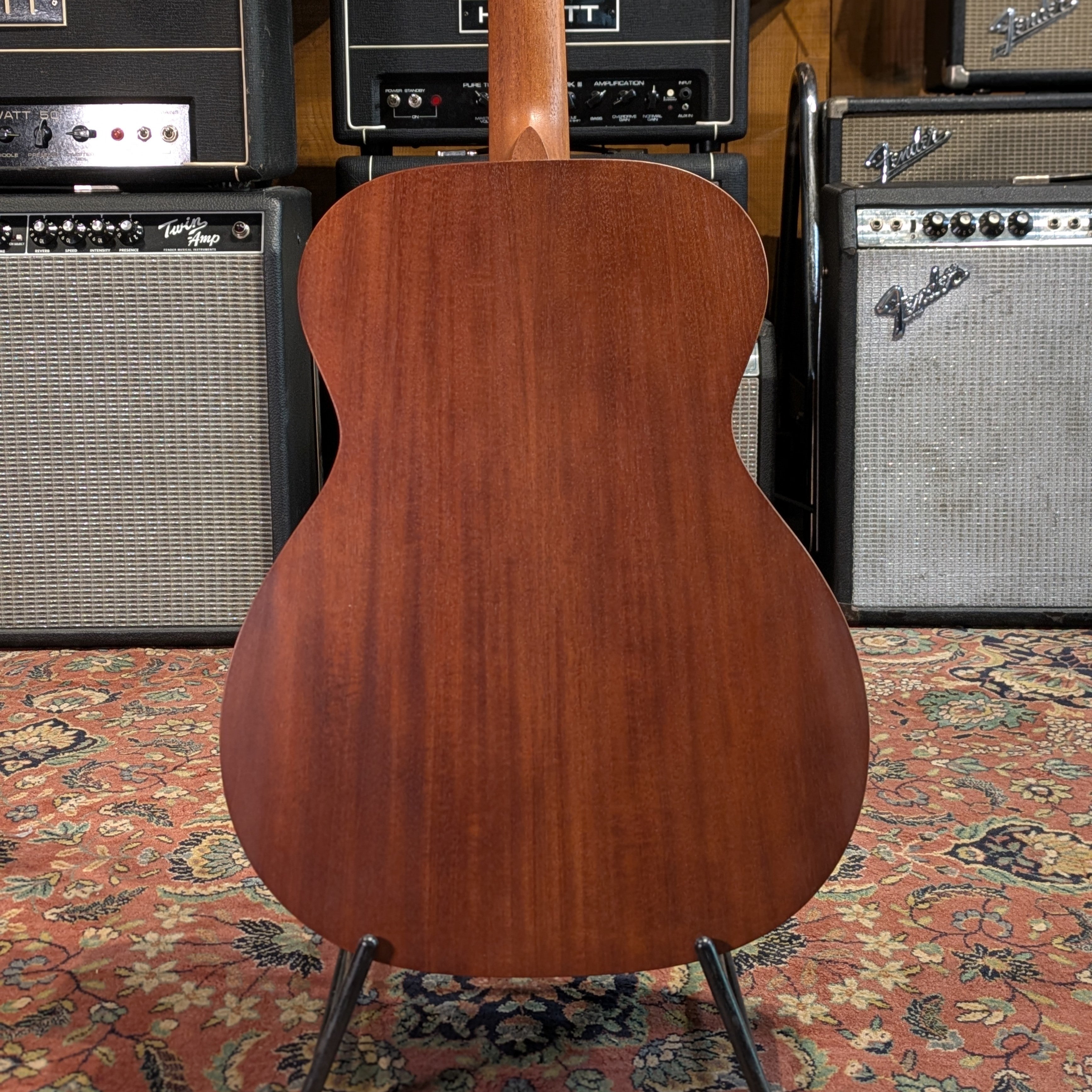 Martin 000-17 Whiskey - Whiskey Sunset