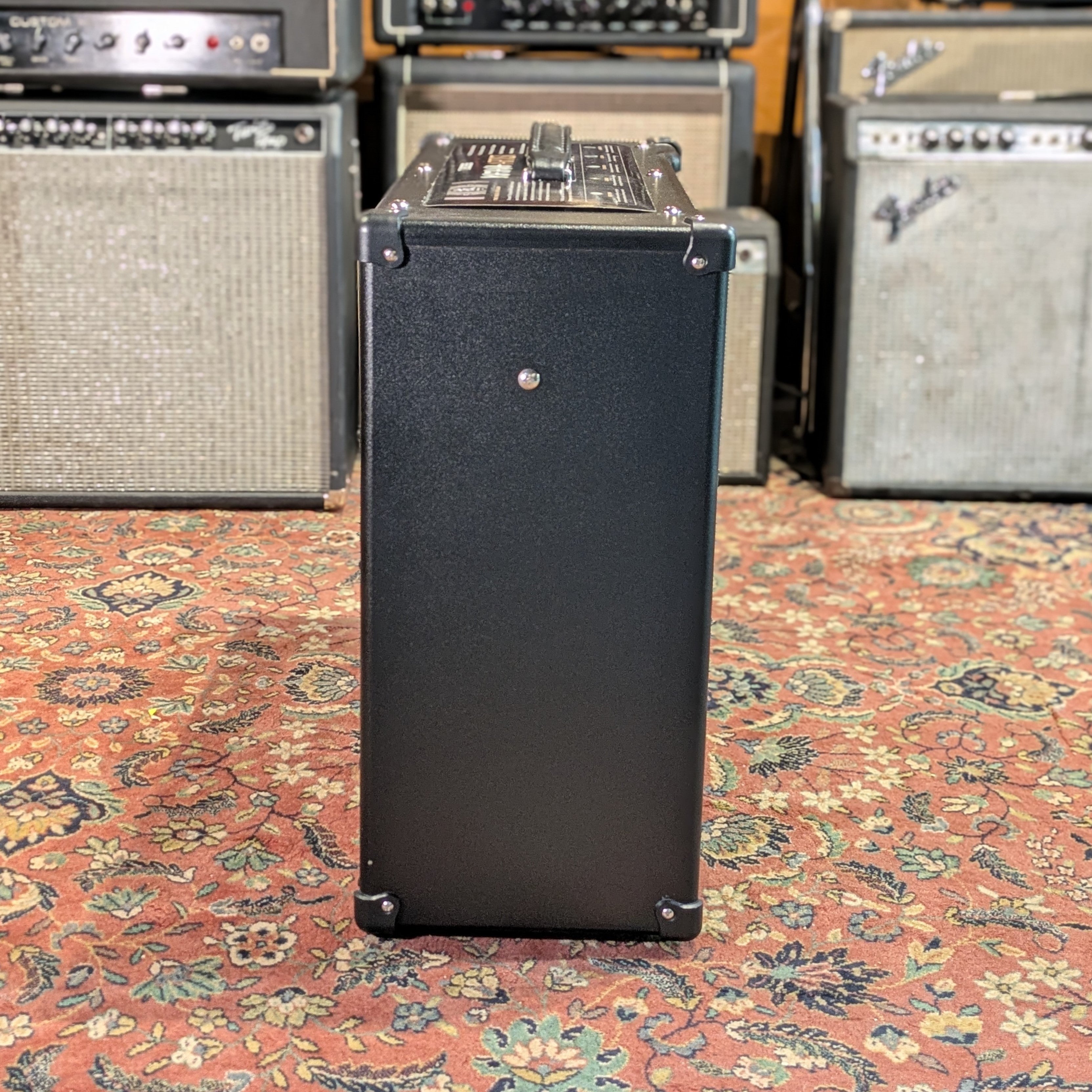 Boss Katana Artist 100-Watt 1x12" + Footswitch Boss GAFC