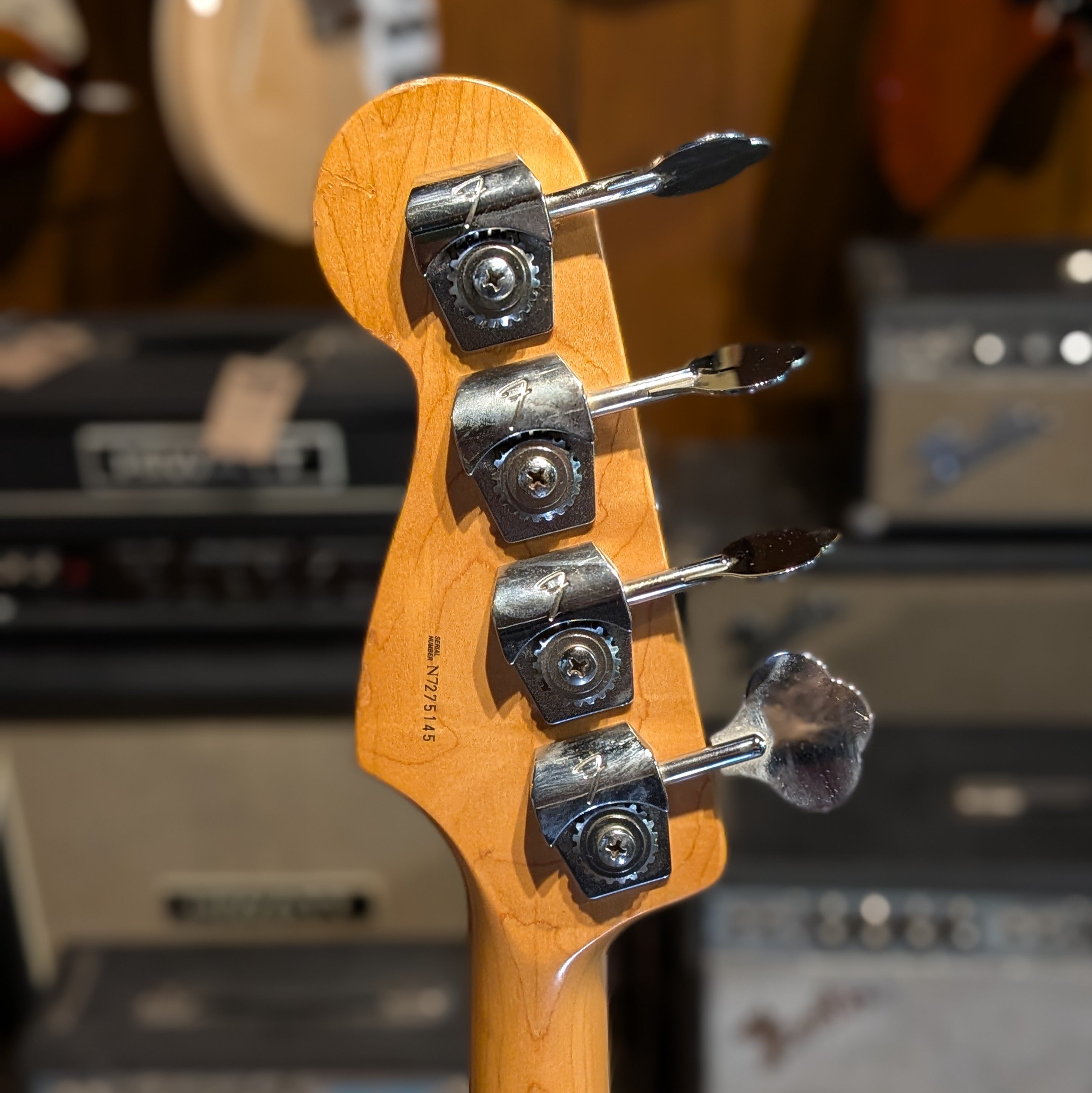 Fender American Standard Jazz Bass with Maple Fretboard 1997 - Lake Placid Blue