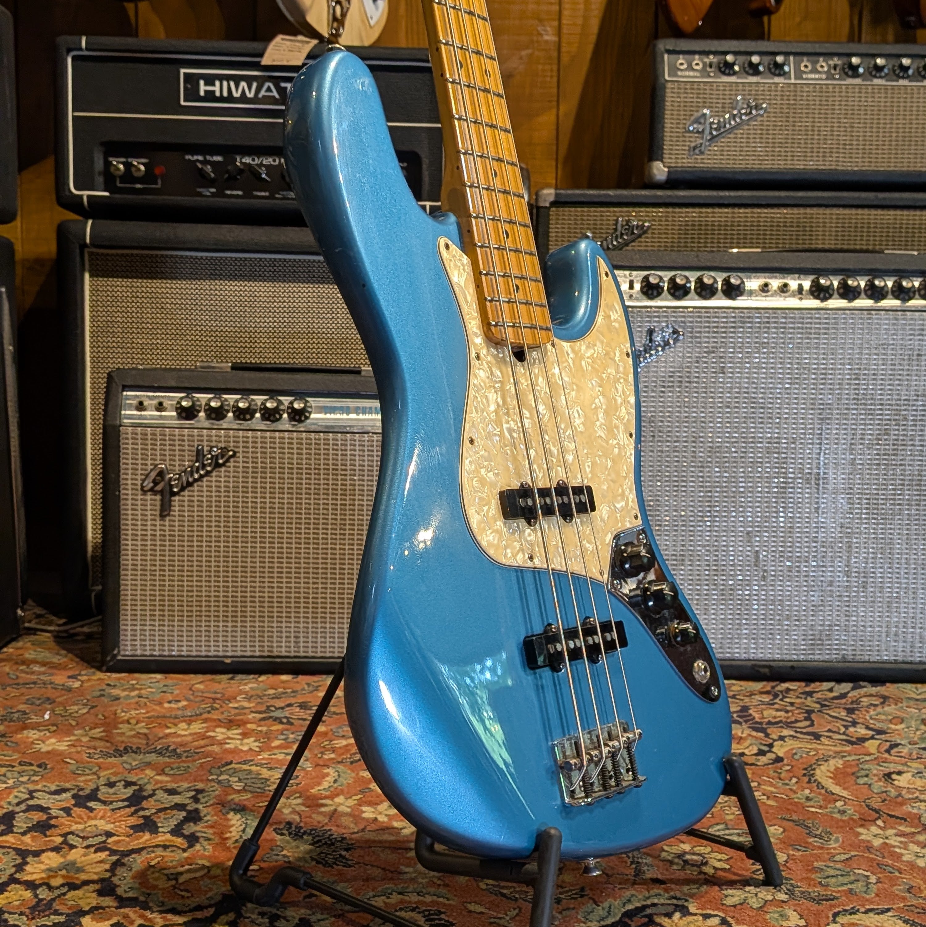 Fender American Standard Jazz Bass with Maple Fretboard 1997 - Lake Placid Blue
