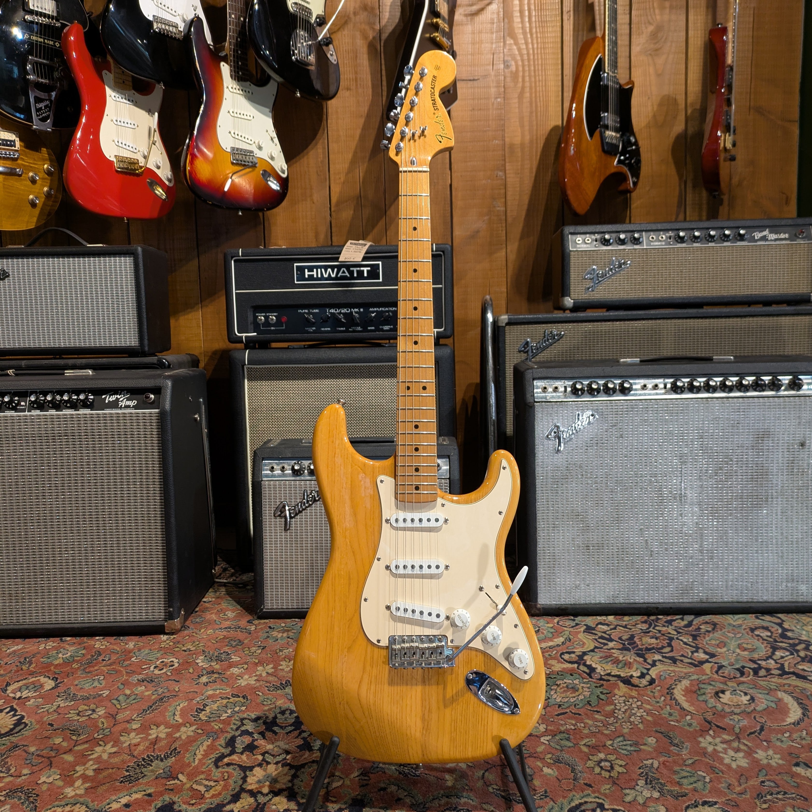 Fender Classic Series '70s Stratocaster with Maple Fretboard 2001 - Natural