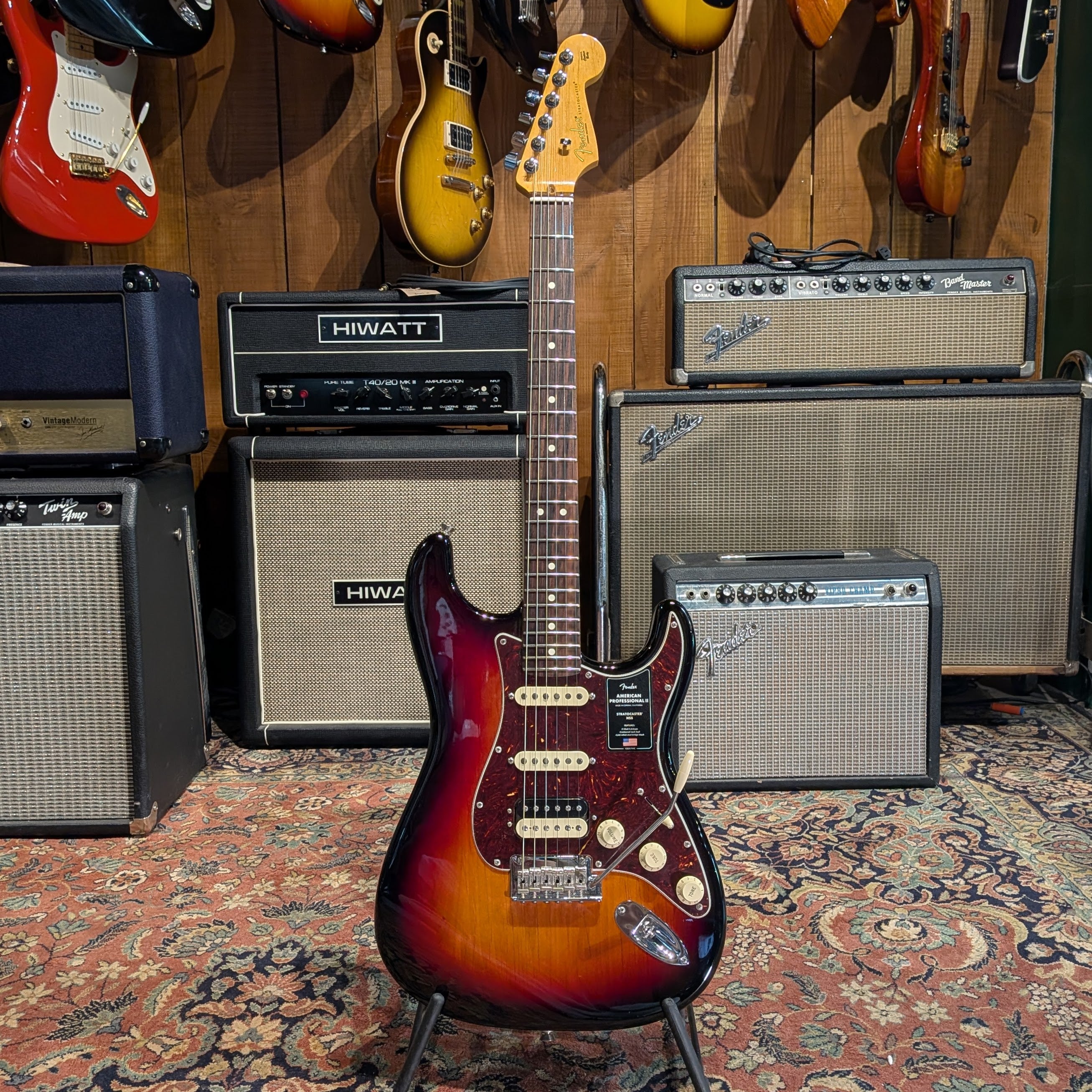 Fender American Professional II Stratocaster HSS with Rosewood Fretboard 2022 - 3-Color Sunburst
