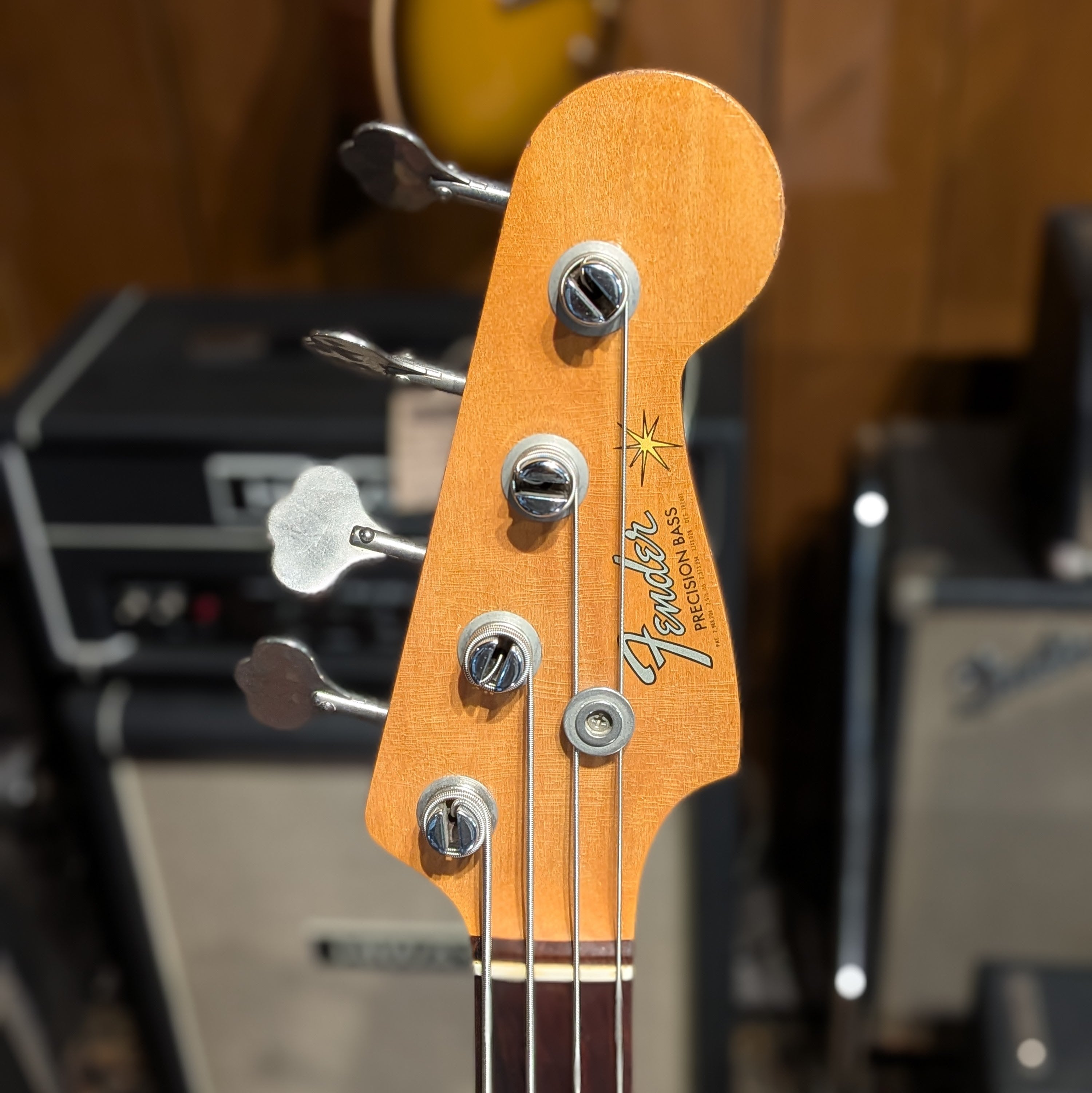 Fender Precision Bass with Rosewood Fretboard 1966 - Sunburst