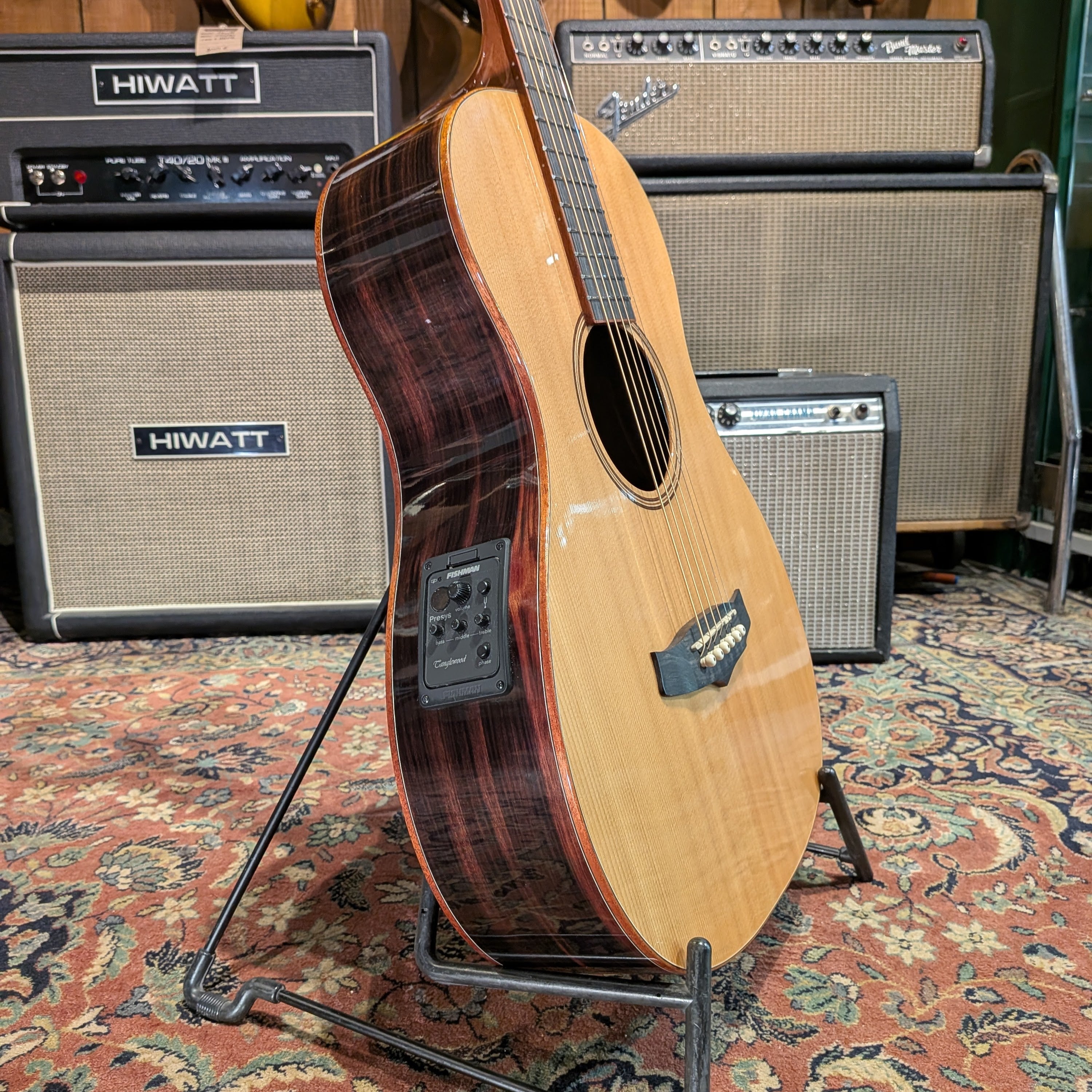 Tanglewood TWJ-P-E Java with Electronics - Natural Gloss
