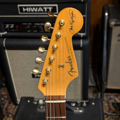 Fender Stevie Ray Vaughan Stratocaster with Pau Ferro Fretboard 2008 - 3-Color Sunburst