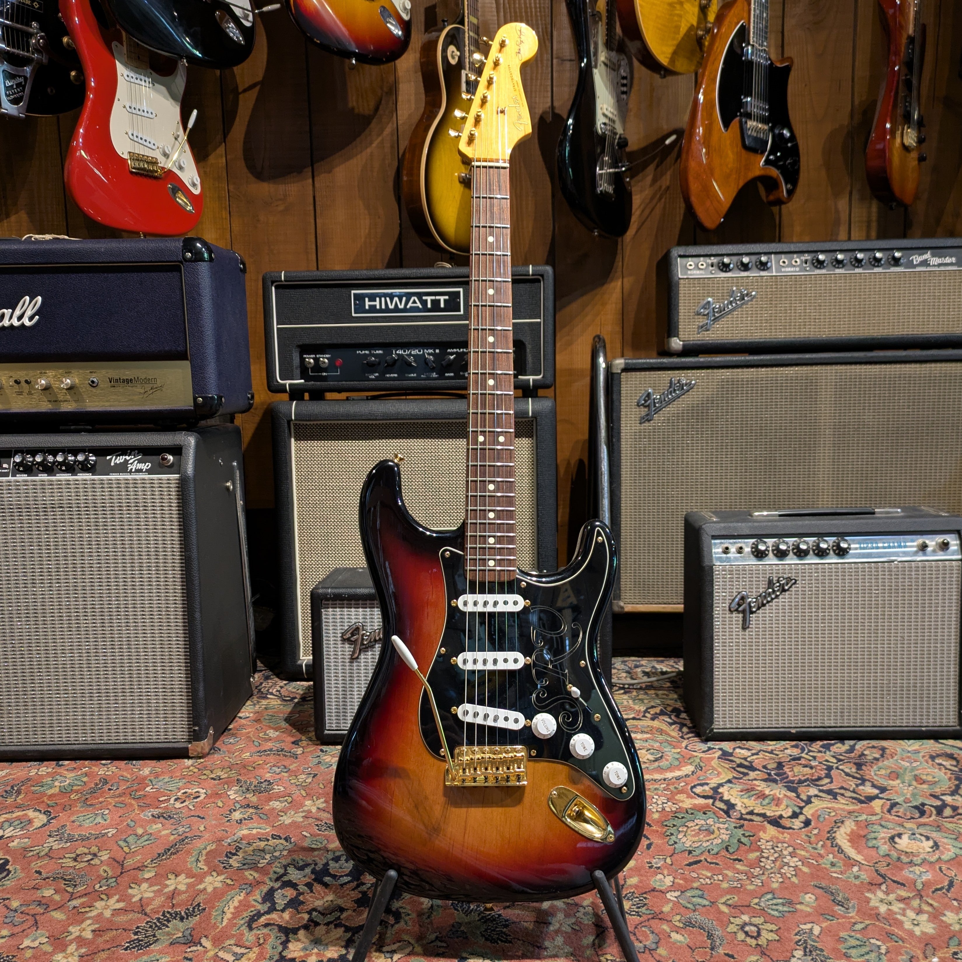 Fender Stevie Ray Vaughan Stratocaster with Pau Ferro Fretboard 2008 - 3-Color Sunburst