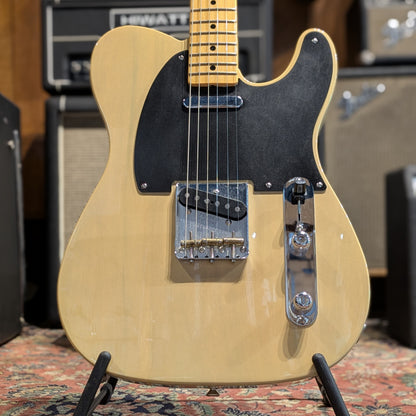 Fender "10 for '15" Limited Edition American Vintage '52 Korina Telecaster with Maple Fretboard 2015 - Blackguard Blonde