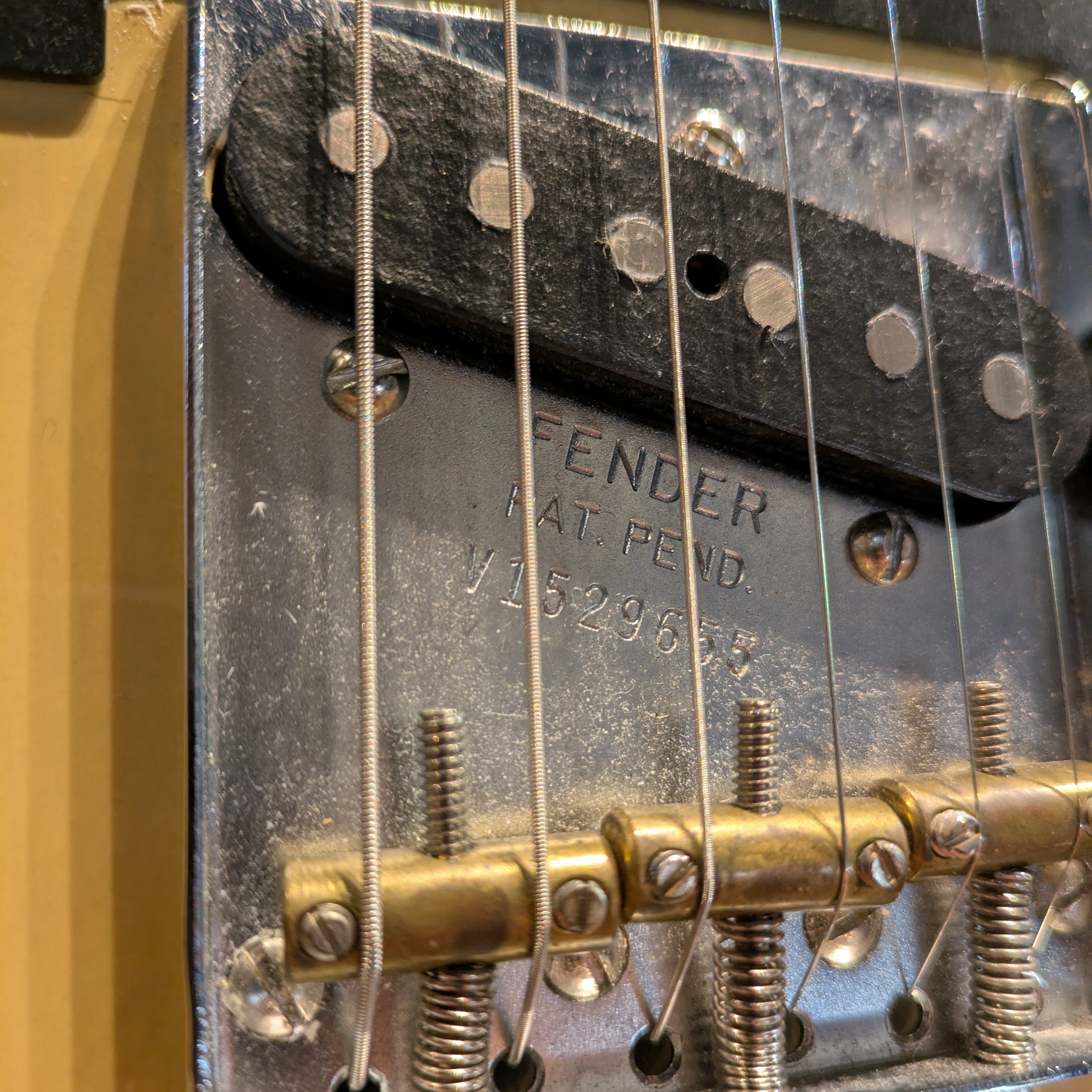 Fender "10 for '15" Limited Edition American Vintage '52 Korina Telecaster with Maple Fretboard 2015 - Blackguard Blonde