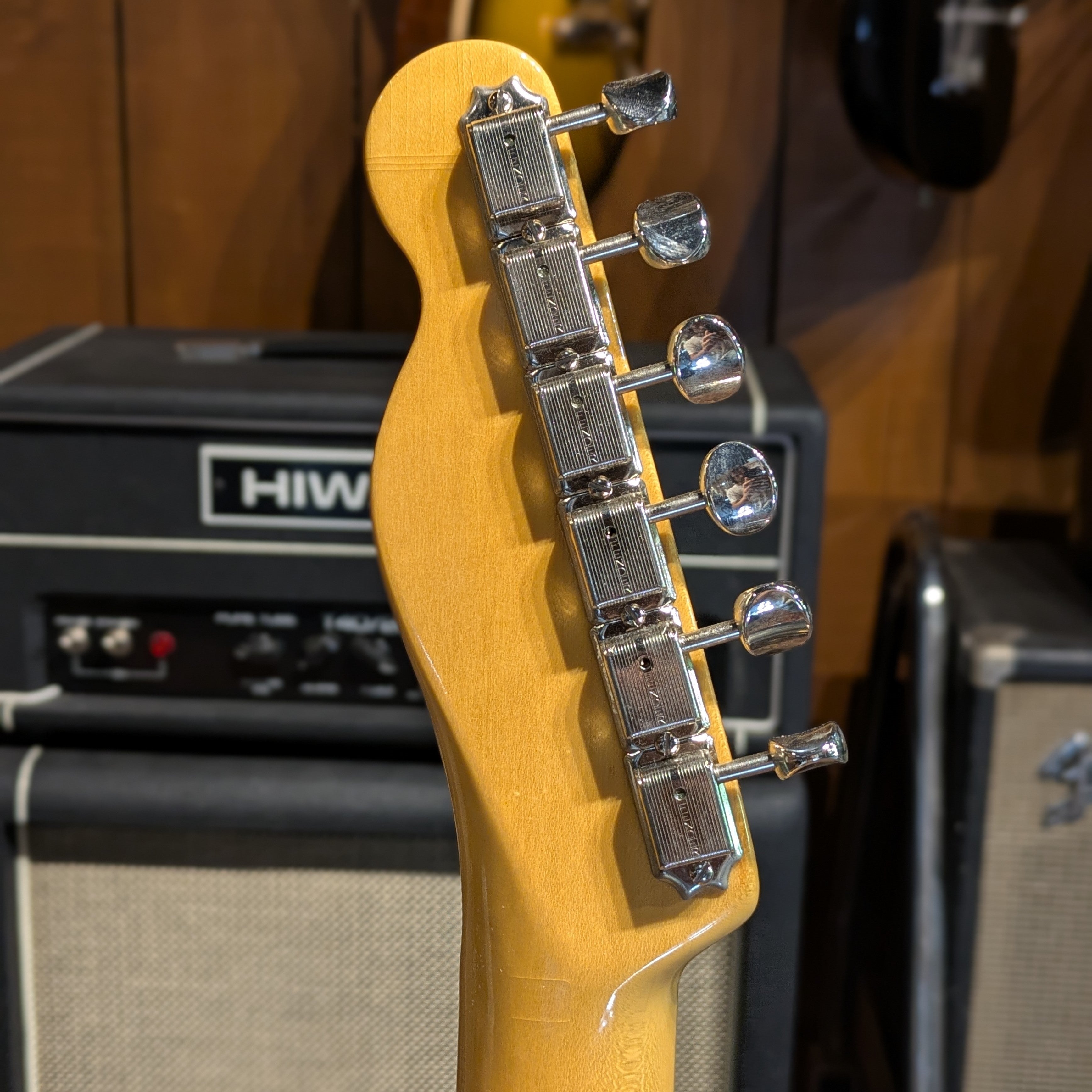 Fender "10 for '15" Limited Edition American Vintage '52 Korina Telecaster with Maple Fretboard 2015 - Blackguard Blonde