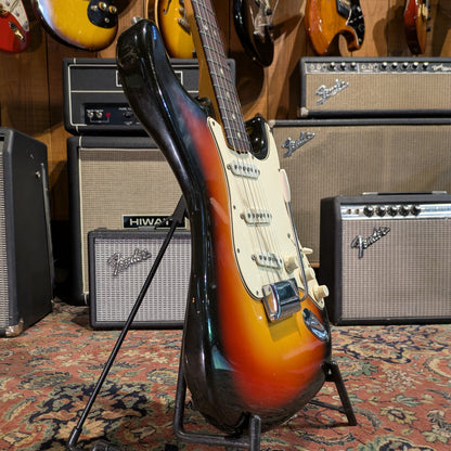 Fender Stratocaster with Rosewood Fretboard 1967 - Sunburst
