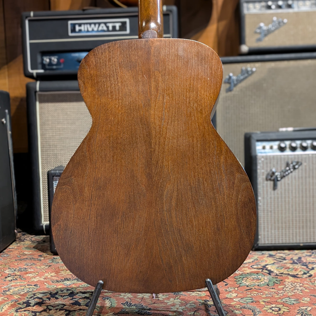 Art & Lutherie Legacy Bourbon Burst