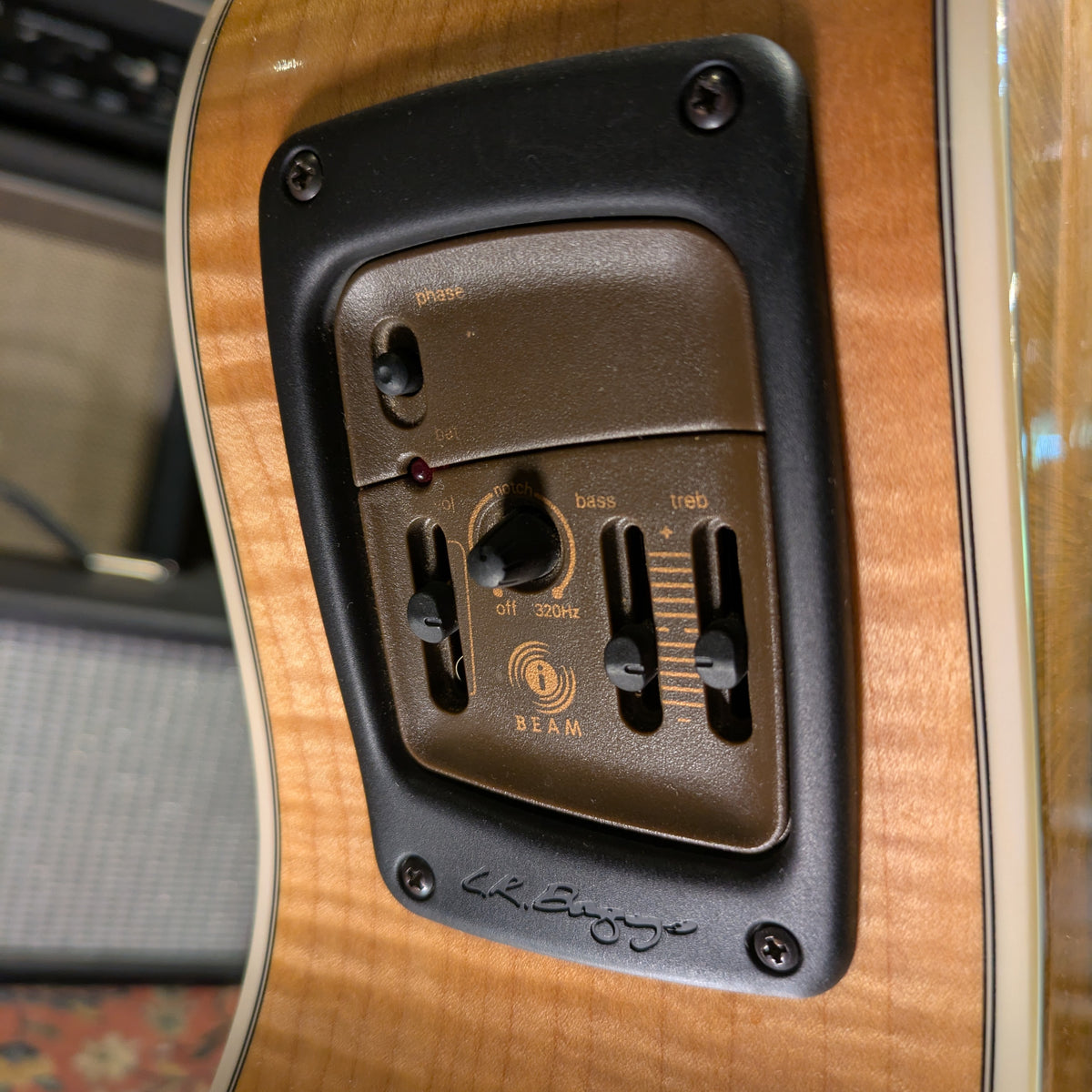 Taylor 614ce with LR Baggs Electronics 1999 - Natural