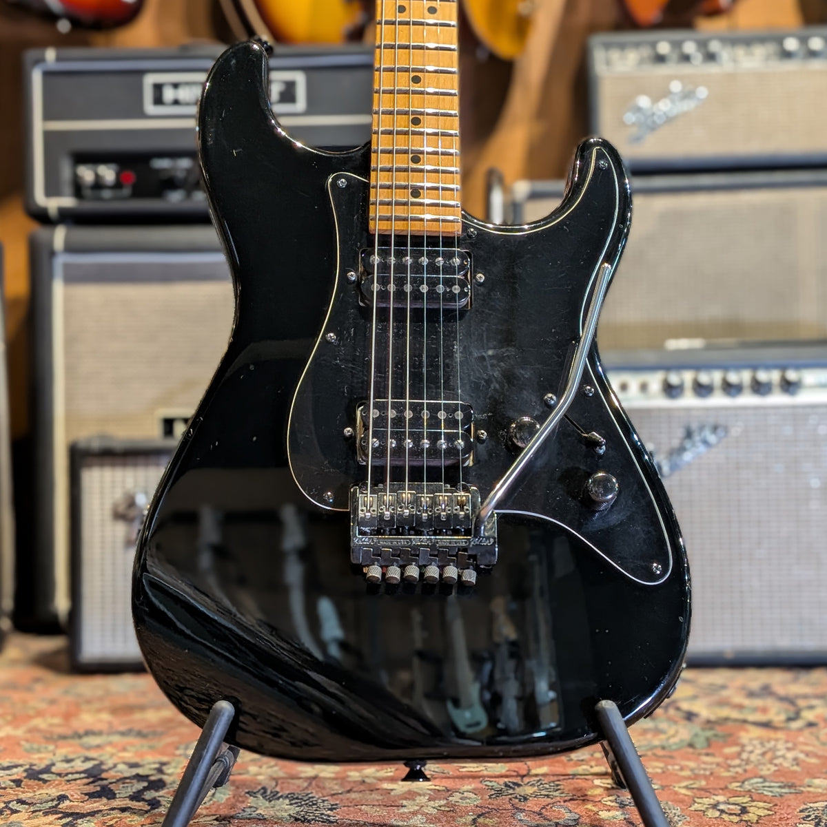 Charvel Model 3M - HH - Maple - Japan 1986-1988 - Black