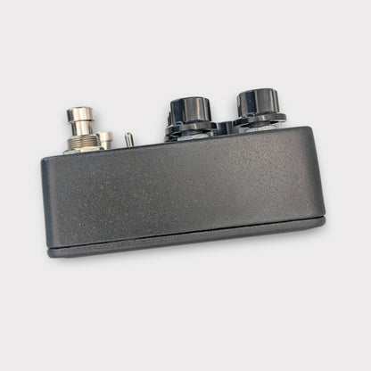Keeley Dark Side Workstation V2 with Effect Order Switch - Black