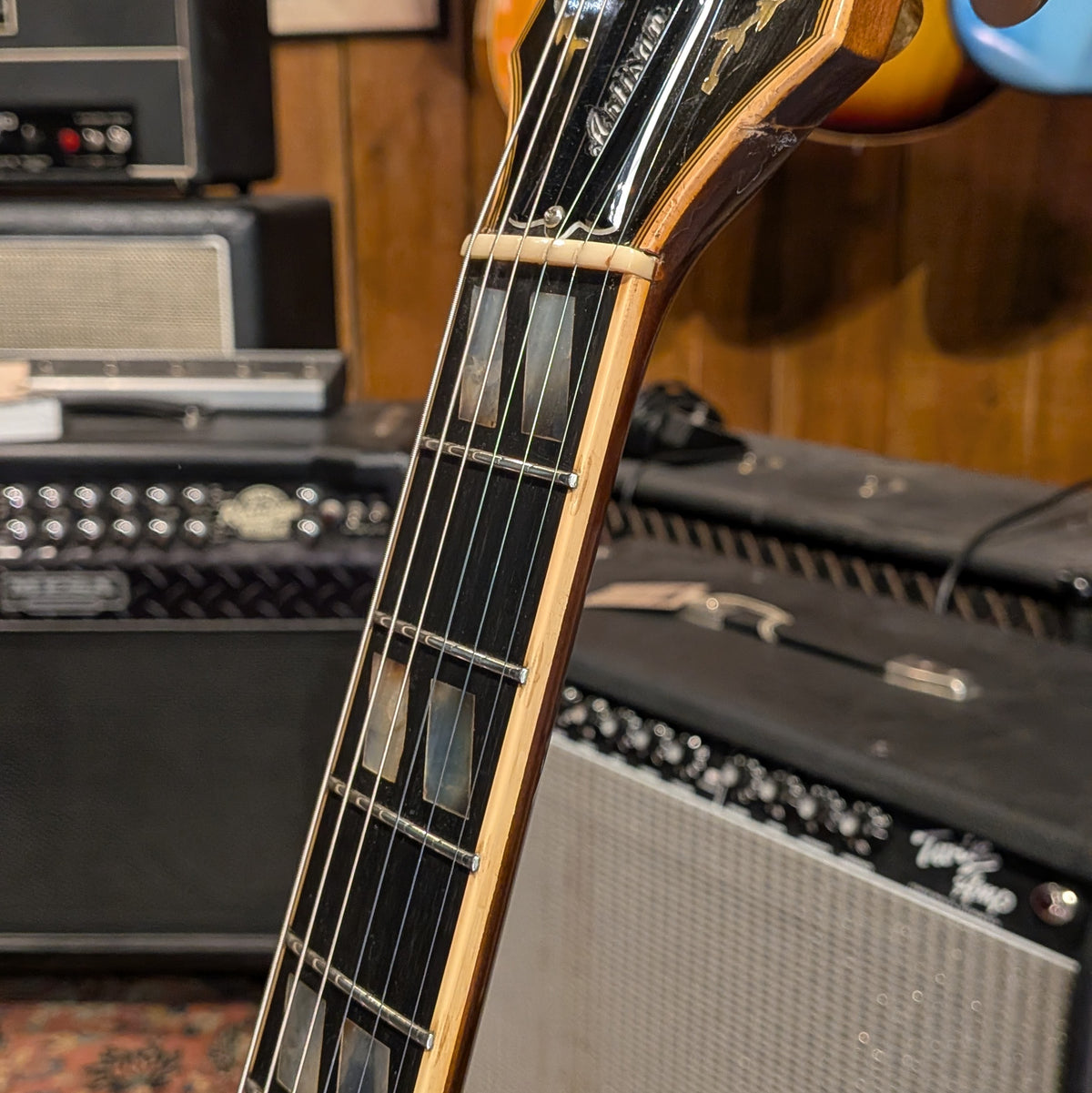 Gibson Les Paul Artisan 3-Pickup 1977 - Walnut