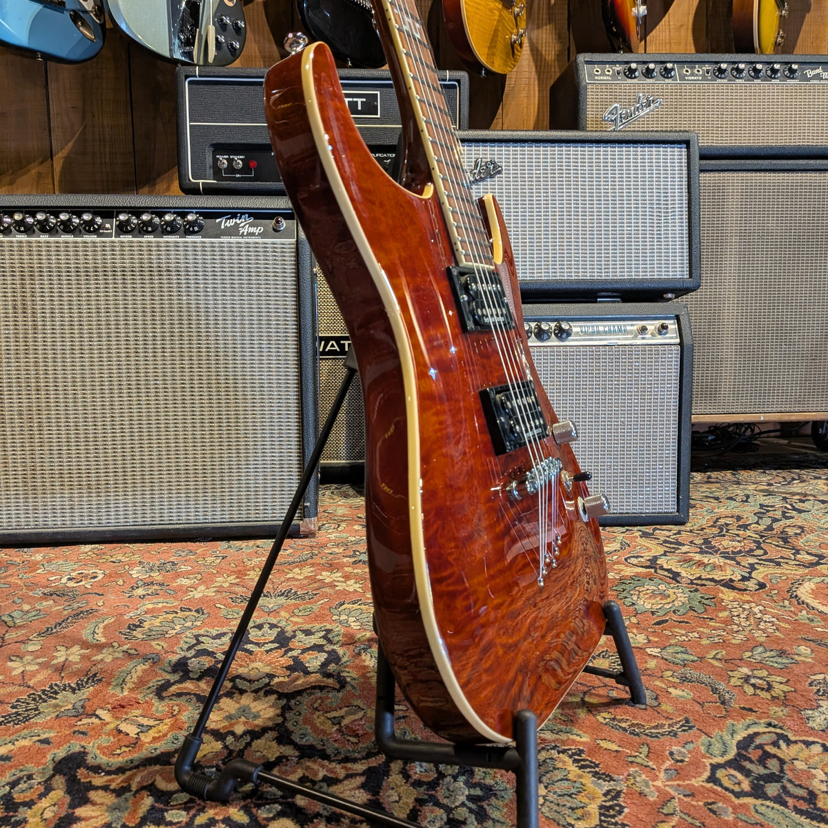 Washburn X-500 PROQ - Quilted Cognac Burst