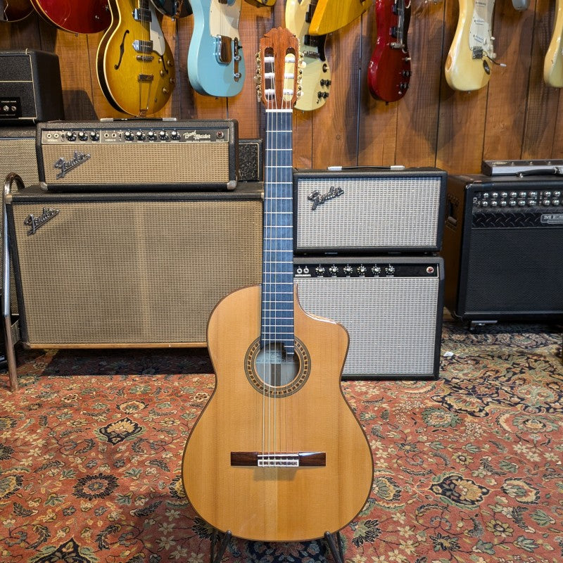 AMALIO BURGUET - 3B Classical guitar 1