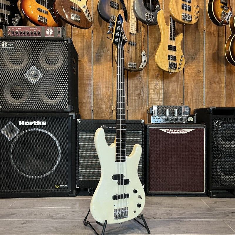 Aria Pro II Mad Axe PJ Bass – Le Shop Lyon