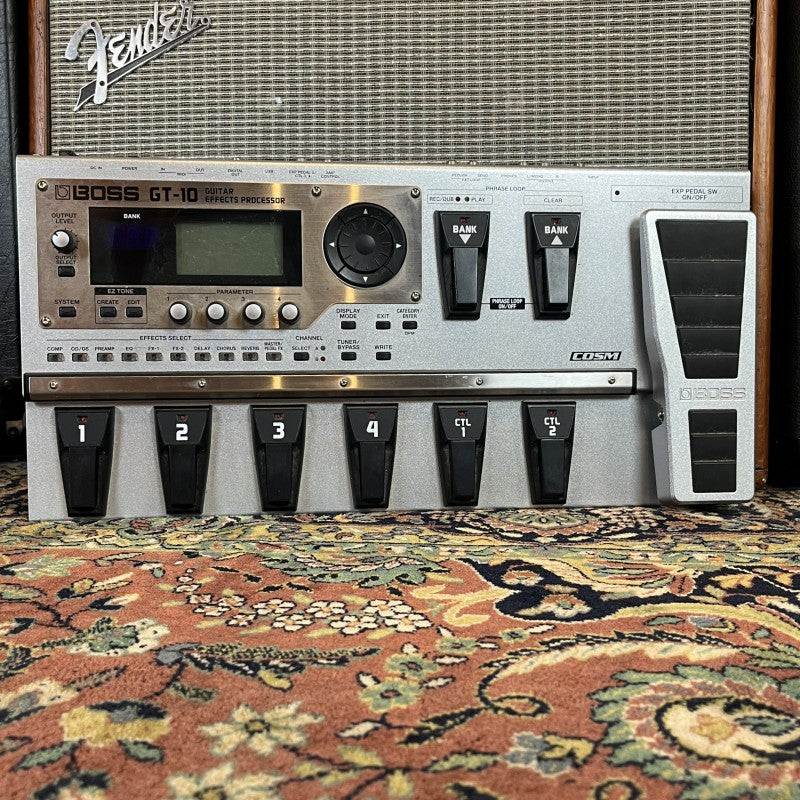 Boss GT10