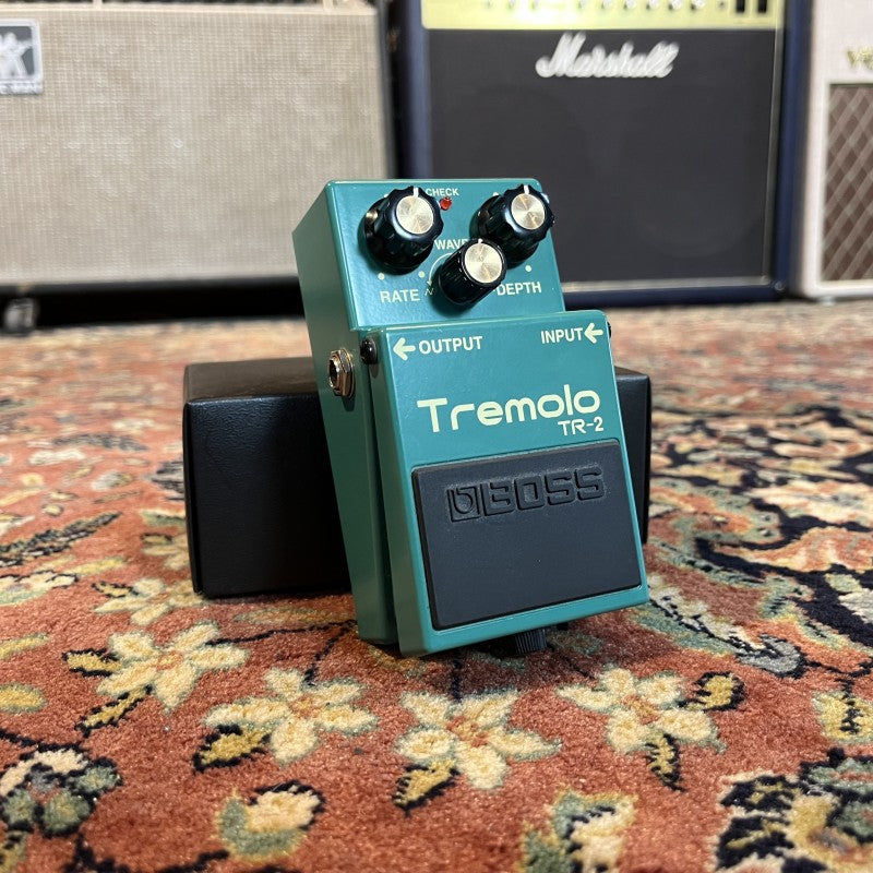 Boss Tremolo TR-2