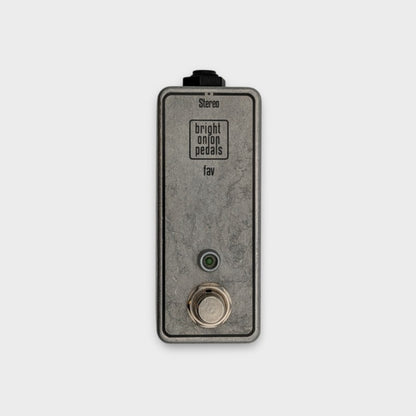 BRIGHT ONION PEDALS STEREO