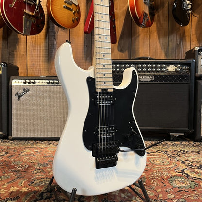 Charvel Pro-Mod So-Cal Snow White