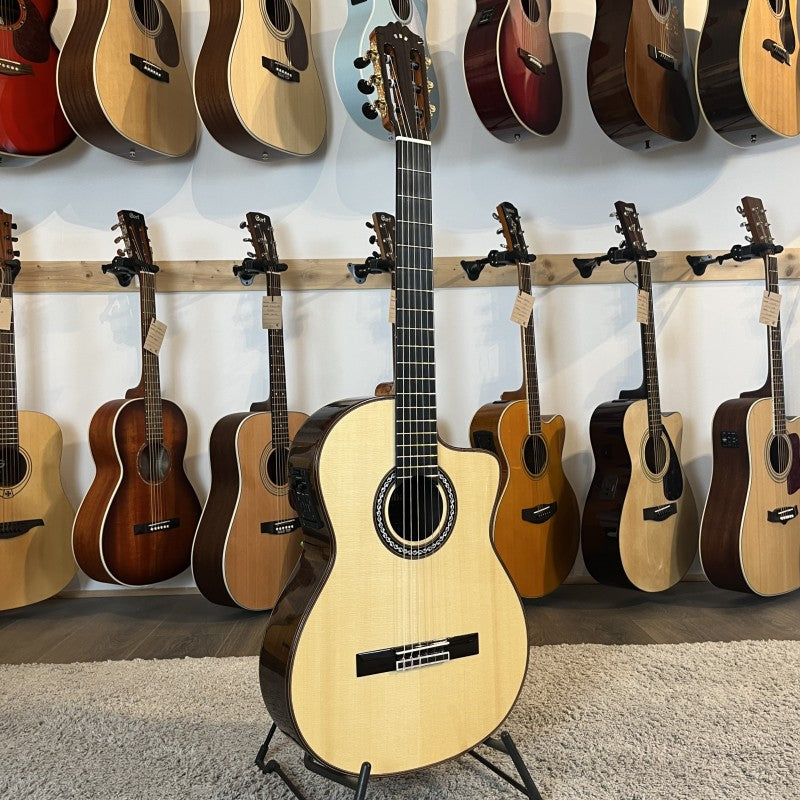 Cordoba GK Pro Black