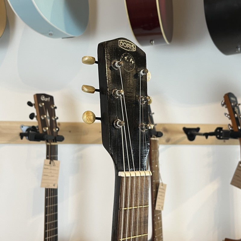 Doris Manouche Parlor