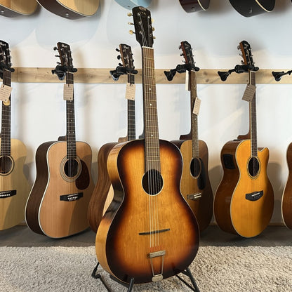 Doris Manouche Parlor