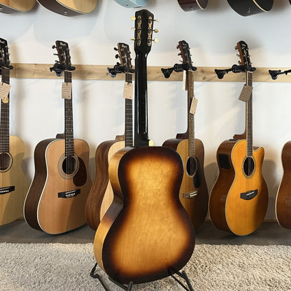 Doris Manouche Parlor