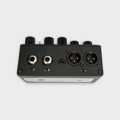 DSM & Humboldt Electronics Simplifier Bass Station Preamp / CabSim