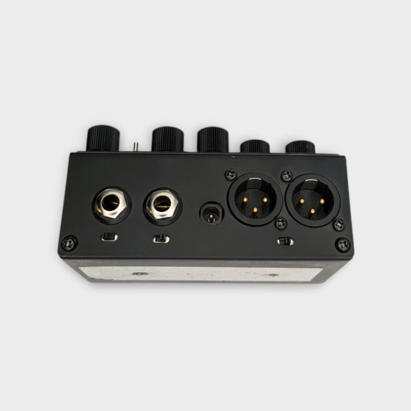 DSM & Humboldt Electronics Simplifier Bass Station Preamp / CabSim