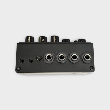 DSM & Humboldt Electronics Simplifier Bass Station Preamp / CabSim
