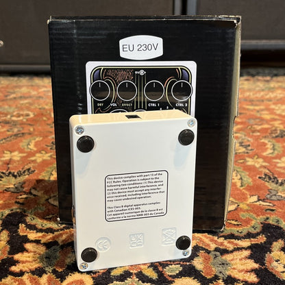 Electro-Harmonix String 9 String Ensemble