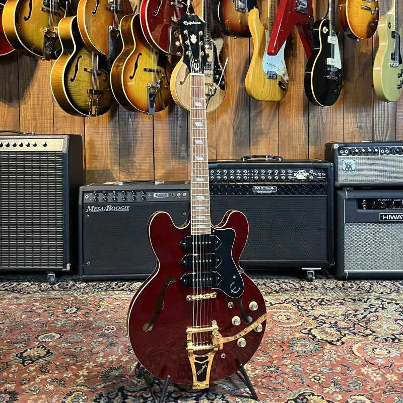 Epiphone Riviera P93